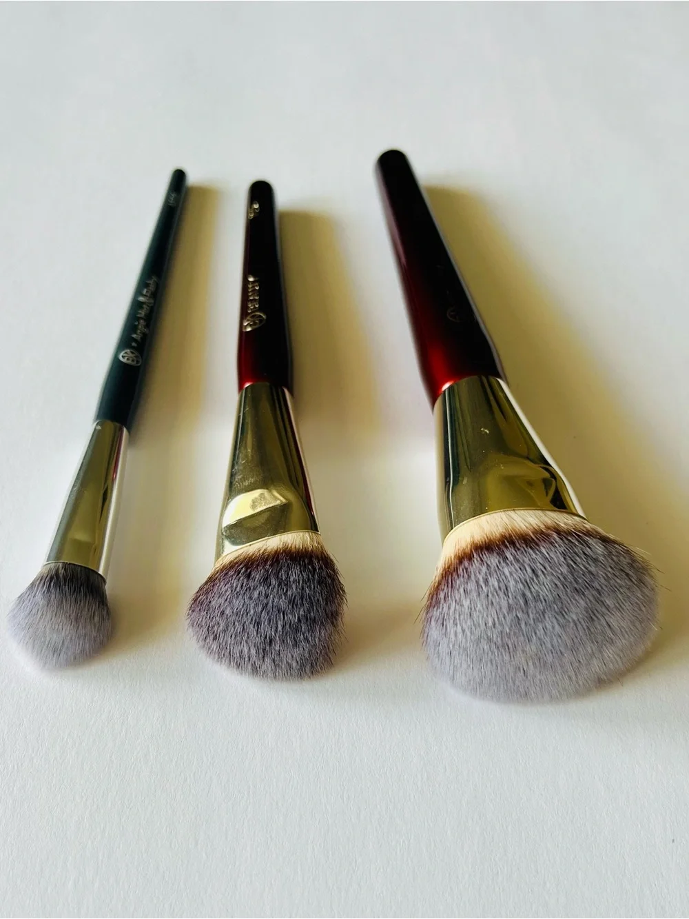 BK Beauty 101 109 + Angie Hot & Flashy A506 Brush Set Excellent Condition Auth